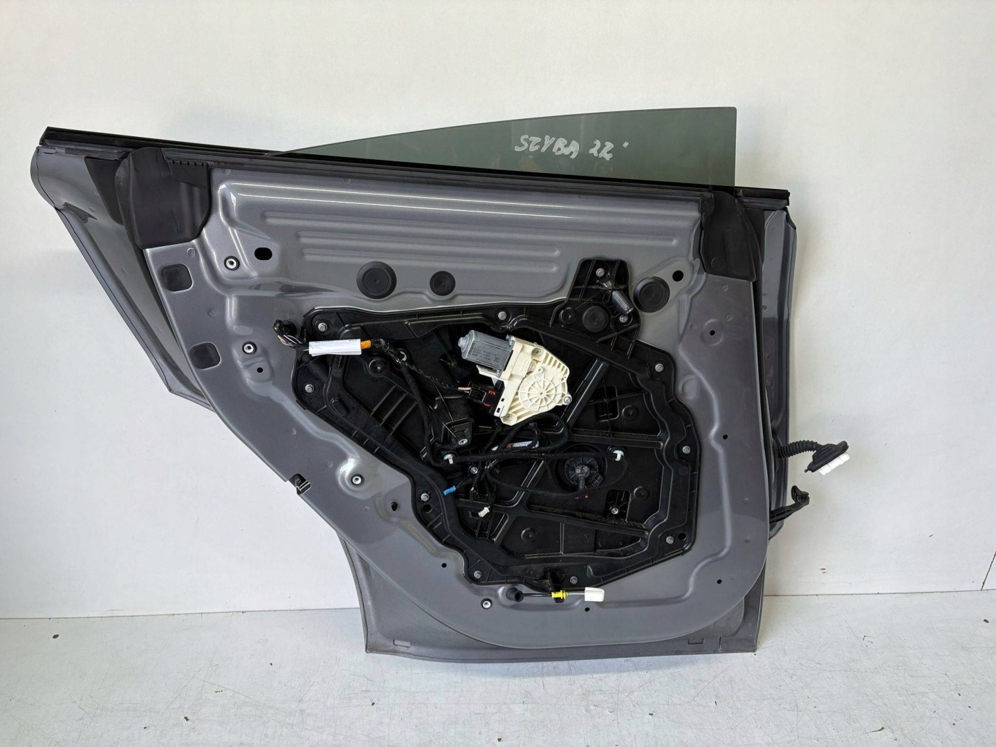 Tesla Model Y 005 Tür Hinten Links Door Porta Porte - Thumbnail 5