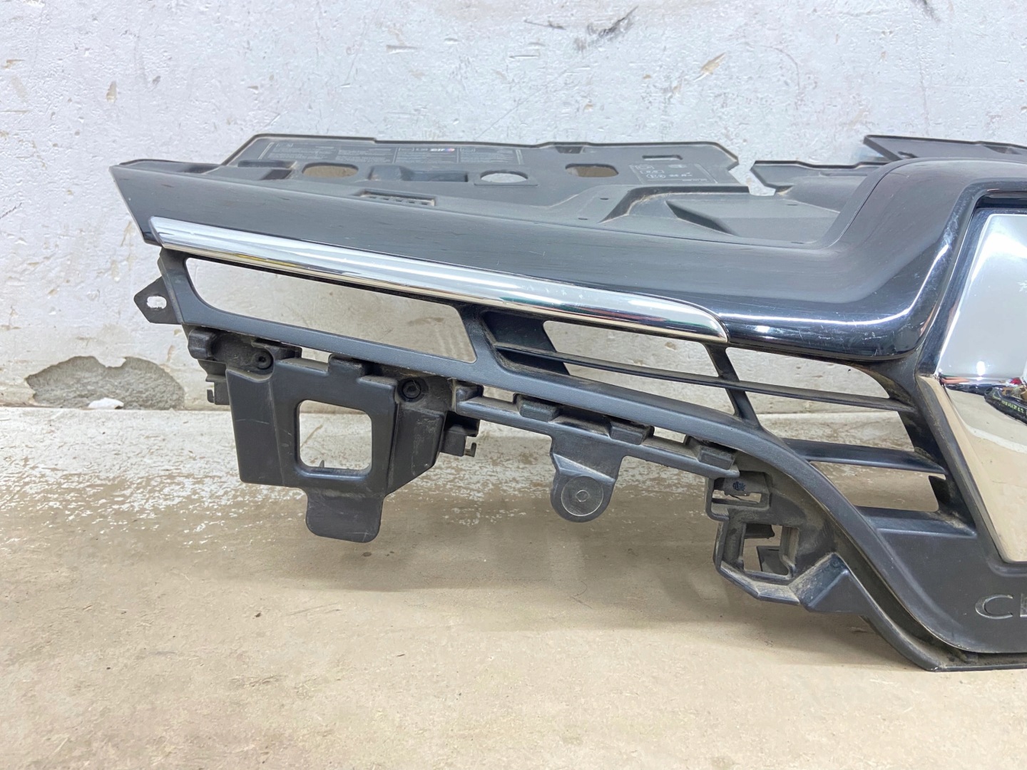 Renault Clio X98 Kühlergrill FRONTGRILL Kühlergitter 622563184R - Thumbnail 2