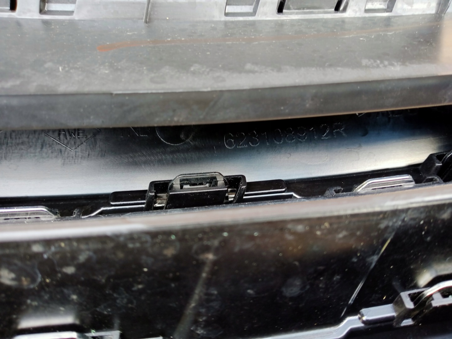 Renault Koleos RZG Kühlergrill FRONTGRILL Kühlergitter 623108912R - Thumbnail 9