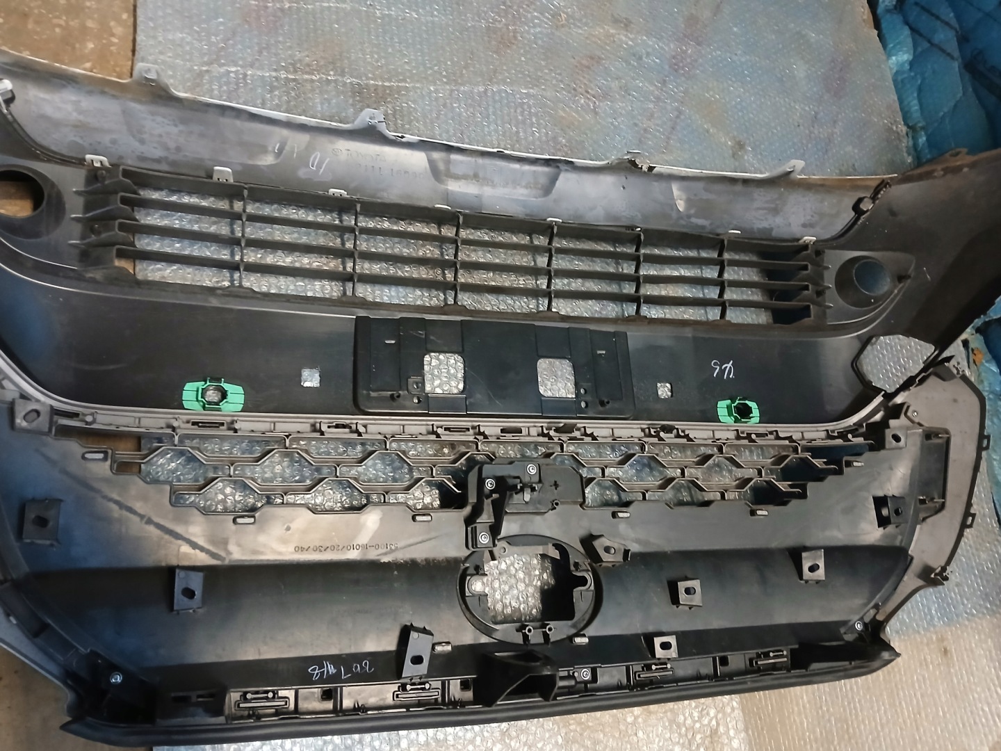 Toyota Corolla E170 Kühlergrill FRONTGRILL Kühlergitter - Thumbnail 3