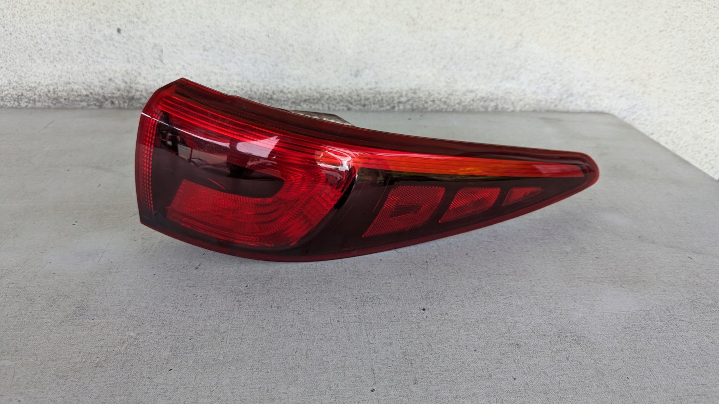 Kia Sportage JA Rückleuchte Rearlamp - Thumbnail 1