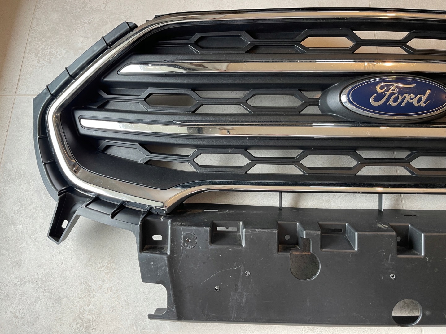 Ford EcoSport Kühlergrill FRONTGRILL Kühlergitter GN1517B968OEM - Thumbnail 6