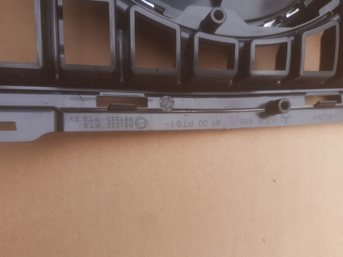 Mercedes-Benz C-Klasse W206 Kühlergrill FRONTGRILL Kühlergitter A2068886700 - Thumbnail 9