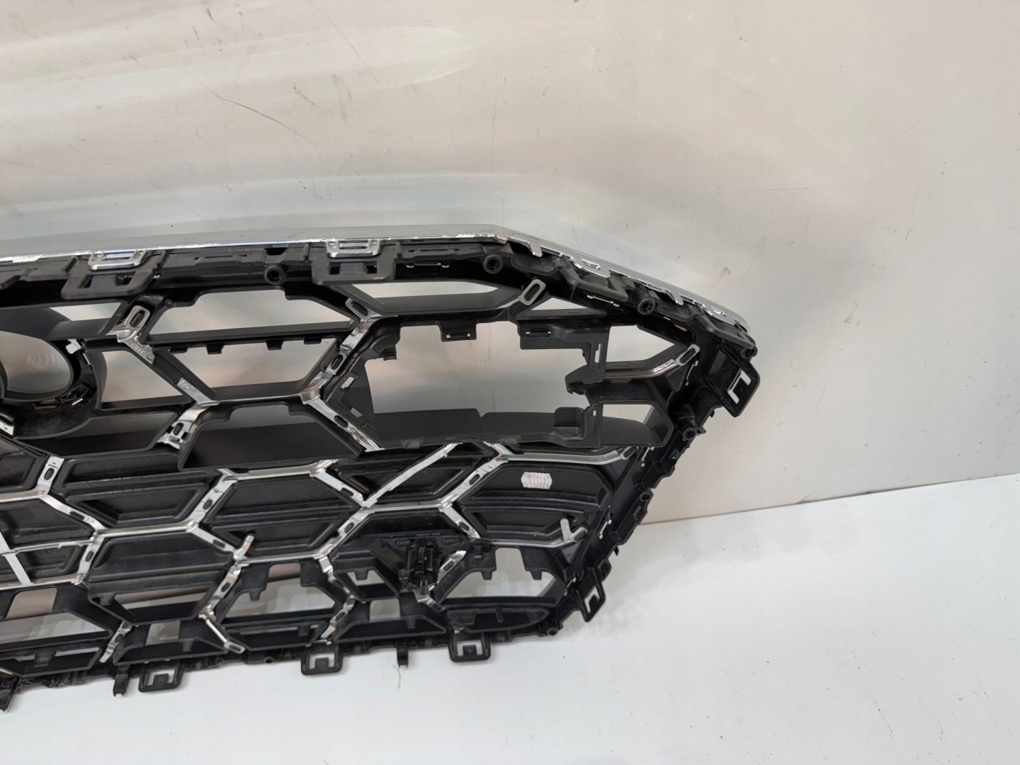 Audi A6 Kühlergrill FRONTGRILL Kühlergitter 4K0853651T - Thumbnail 9