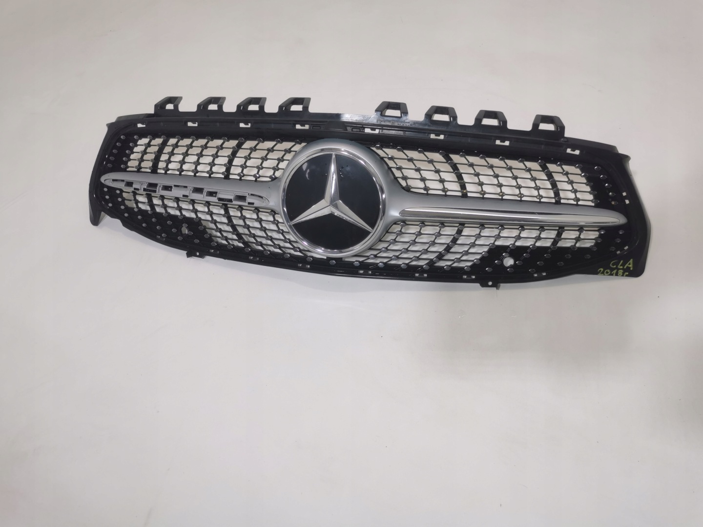 Mercedes-Benz CLA C118 Kühlergrill FRONTGRILL Kühlergitter - Thumbnail 1