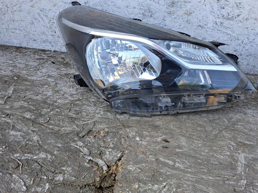 Frontscheinwerfer Toyota Yaris III XP13 LED Rechts Scheinwerfer Headlight - Thumbnail 4