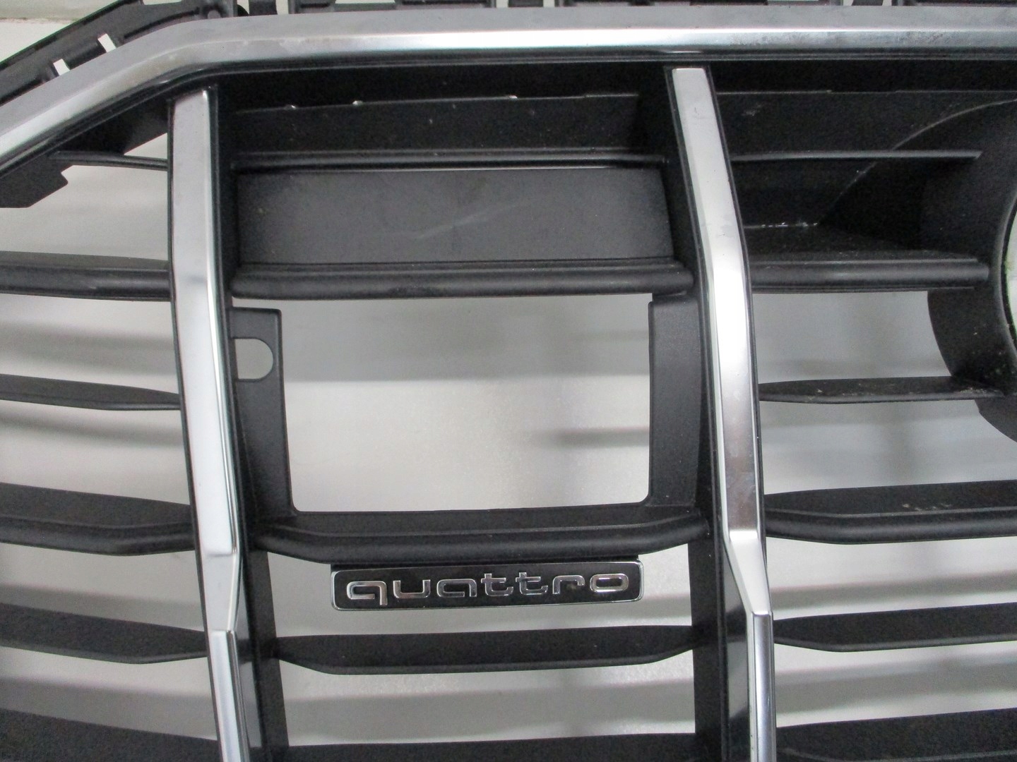 Audi Q7 Kühlergrill FRONTGRILL Kühlergitter 4M0853651AH - Thumbnail 5