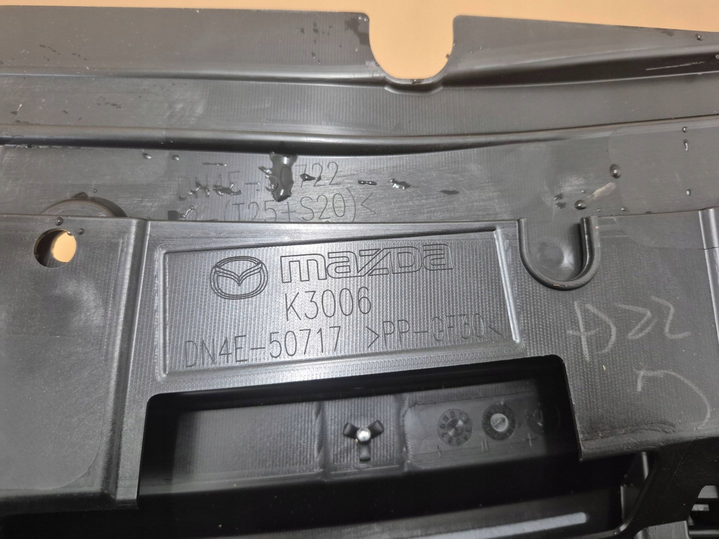 Mazda MX-30 Kühlergrill FRONTGRILL Kühlergitter DN4E50717P - Thumbnail 10