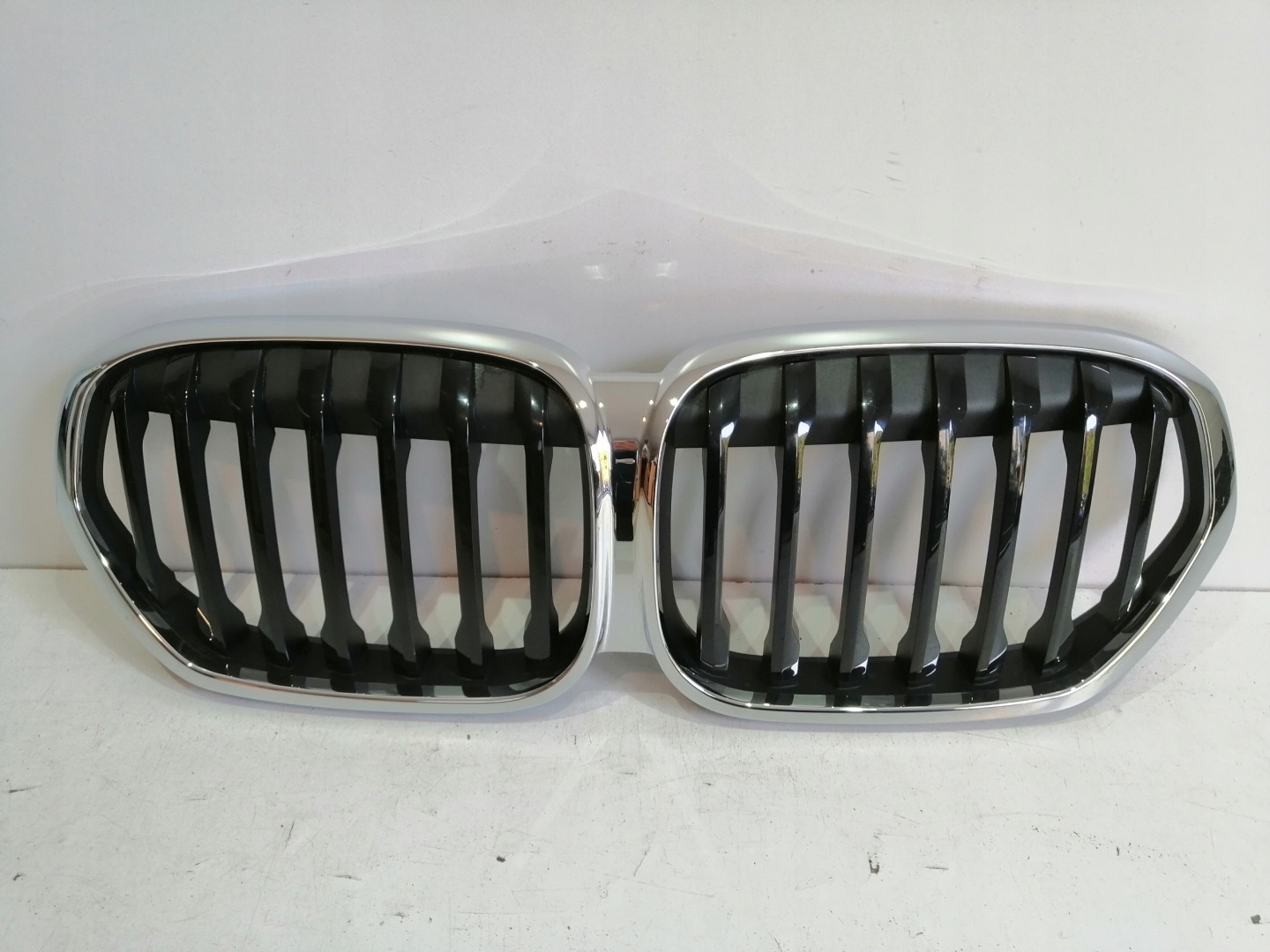 BMW X1 F48 Kühlergrill FRONTGRILL Kühlergitter 8493452 - Thumbnail 1