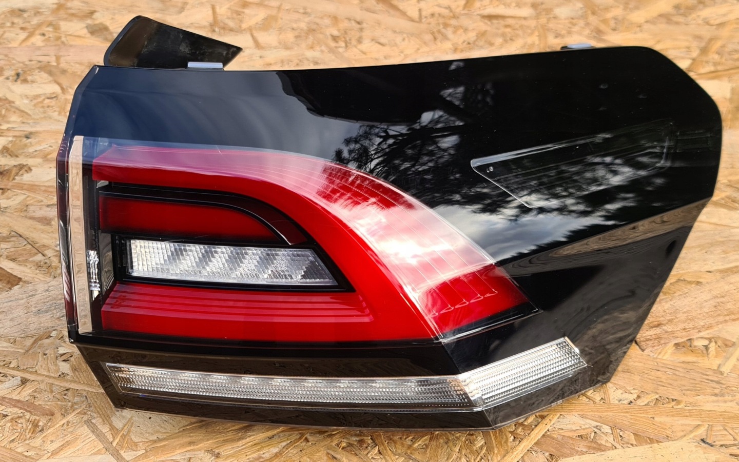 VW Taigo Rückleuchte 2G7945096 Rearlamp - Thumbnail 1