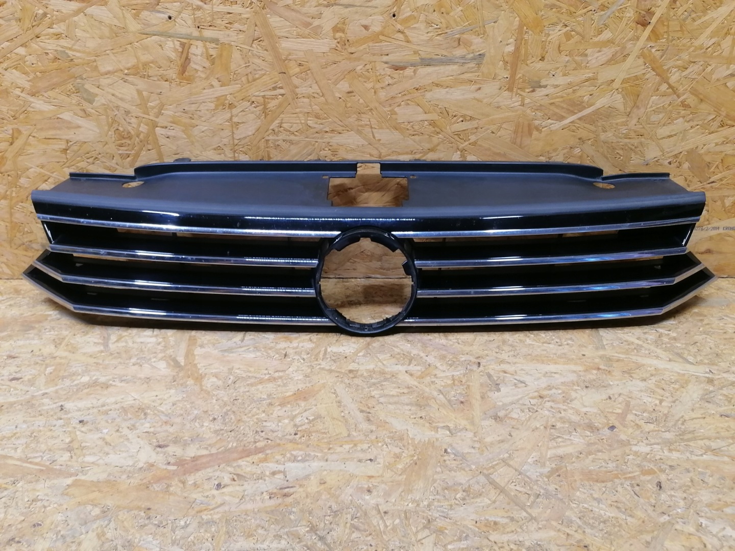 VW Passat B8 Kühlergrill FRONTGRILL Kühlergitter 83G201420 - Thumbnail 1