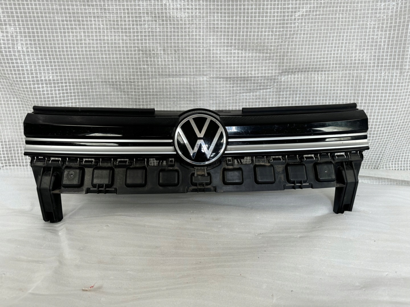 VW Caddy Kühlergrill FRONTGRILL Kühlergitter 2K7807231E - Thumbnail 1