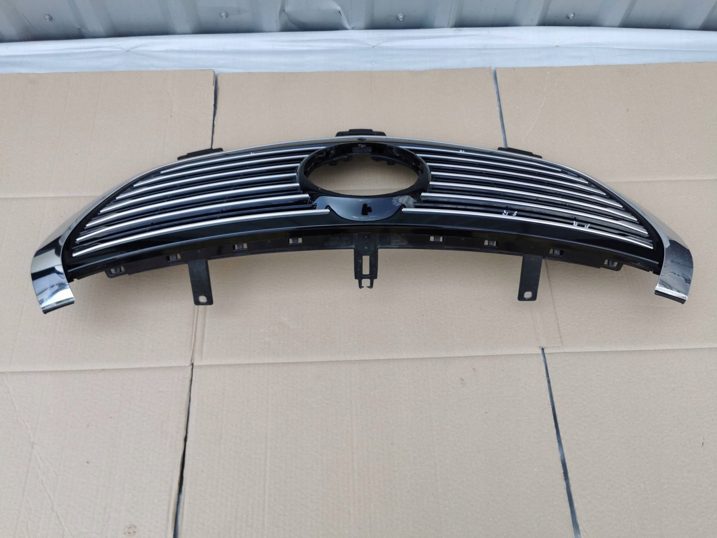Mercedes-Benz EQC N293 Kühlergrill FRONTGRILL Kühlergitter A2938880200 - Thumbnail 9