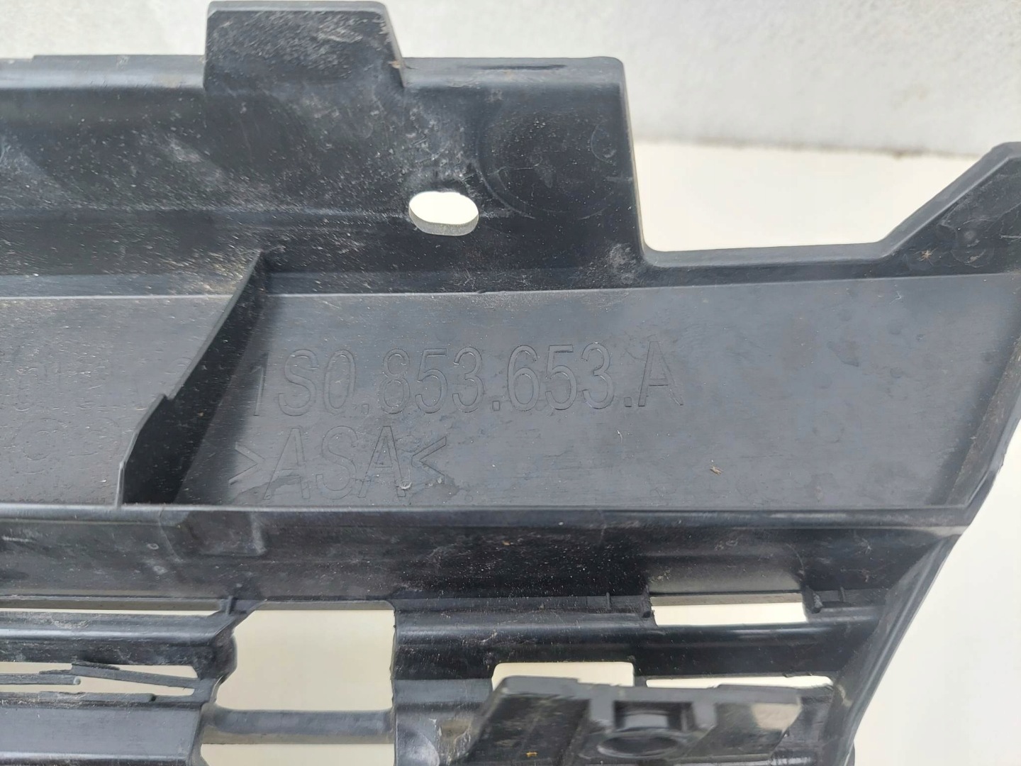 VW 1S0 Kühlergrill FRONTGRILL Kühlergitter 1S0853653A - Thumbnail 7