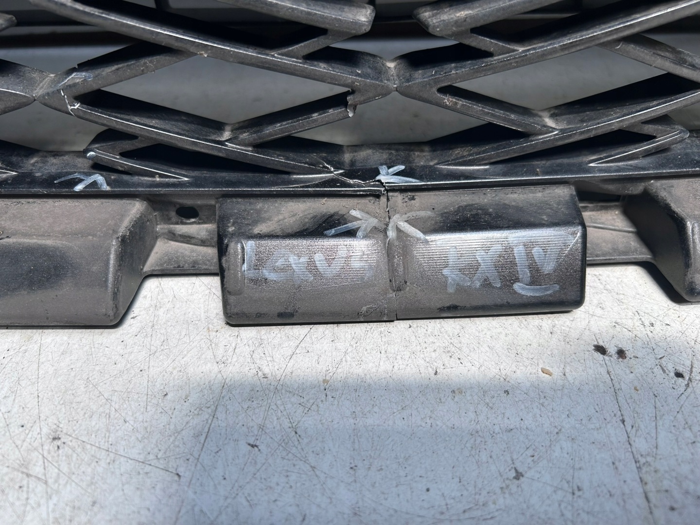 Lexus RX HXU3 Kühlergrill FRONTGRILL Kühlergitter 5311148460 - Thumbnail 4