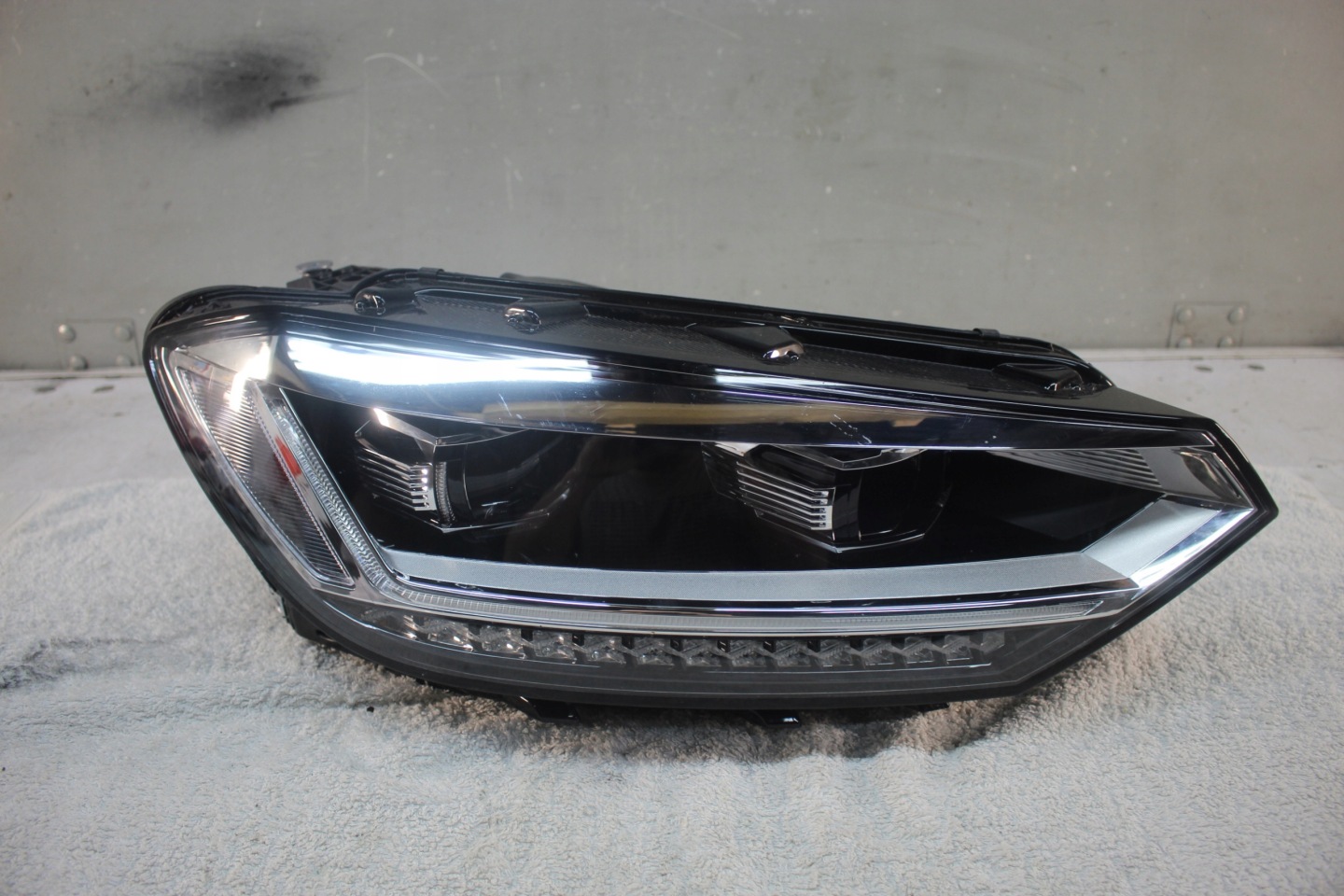 Frontscheinwerfer VW Touran I 5TB941114C LED Rechts Scheinwerfer Headlight - Thumbnail 1
