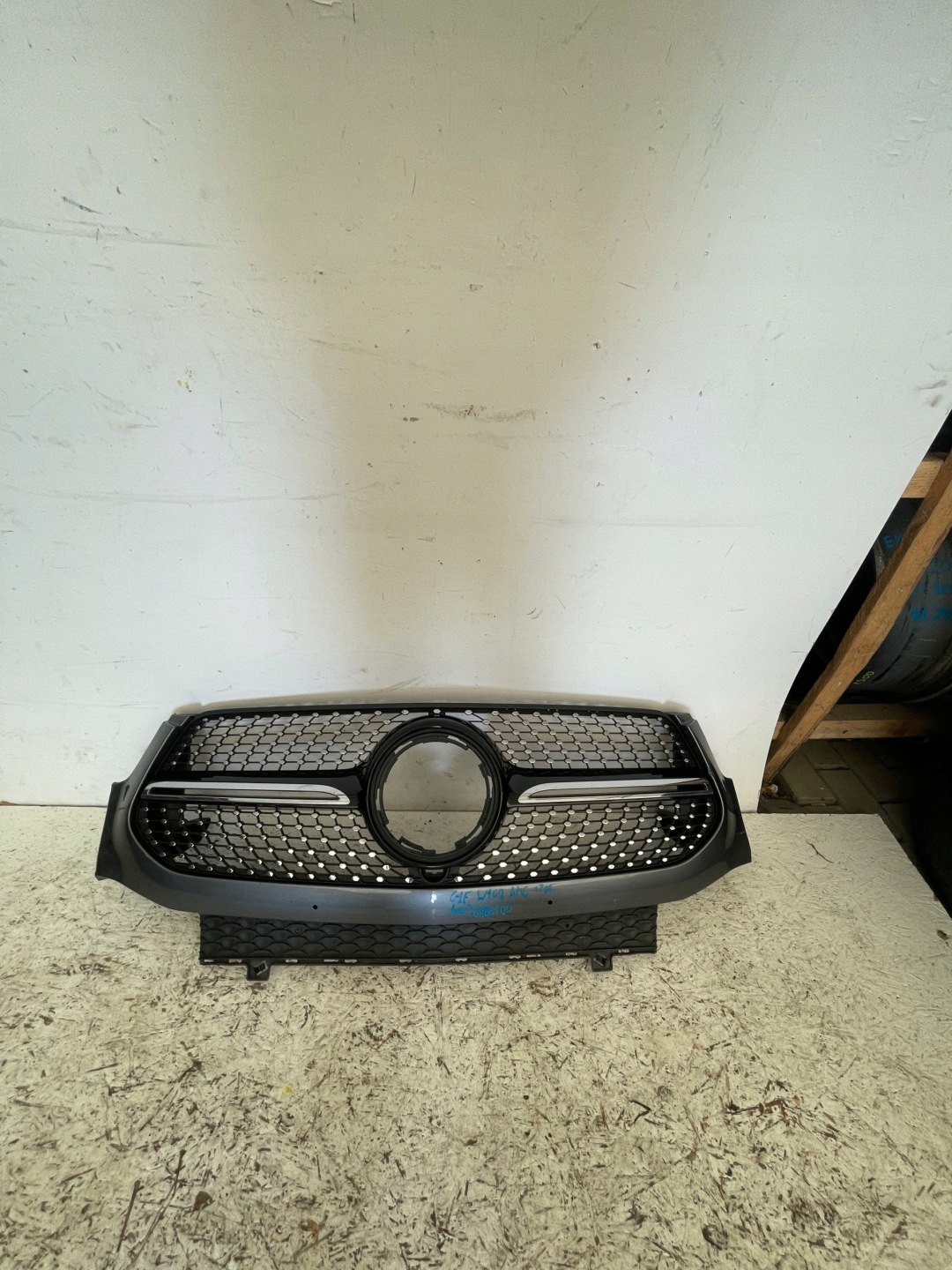 Mercedes-Benz GLE W167 Kühlergrill FRONTGRILL Kühlergitter A1678888900 - Thumbnail 1