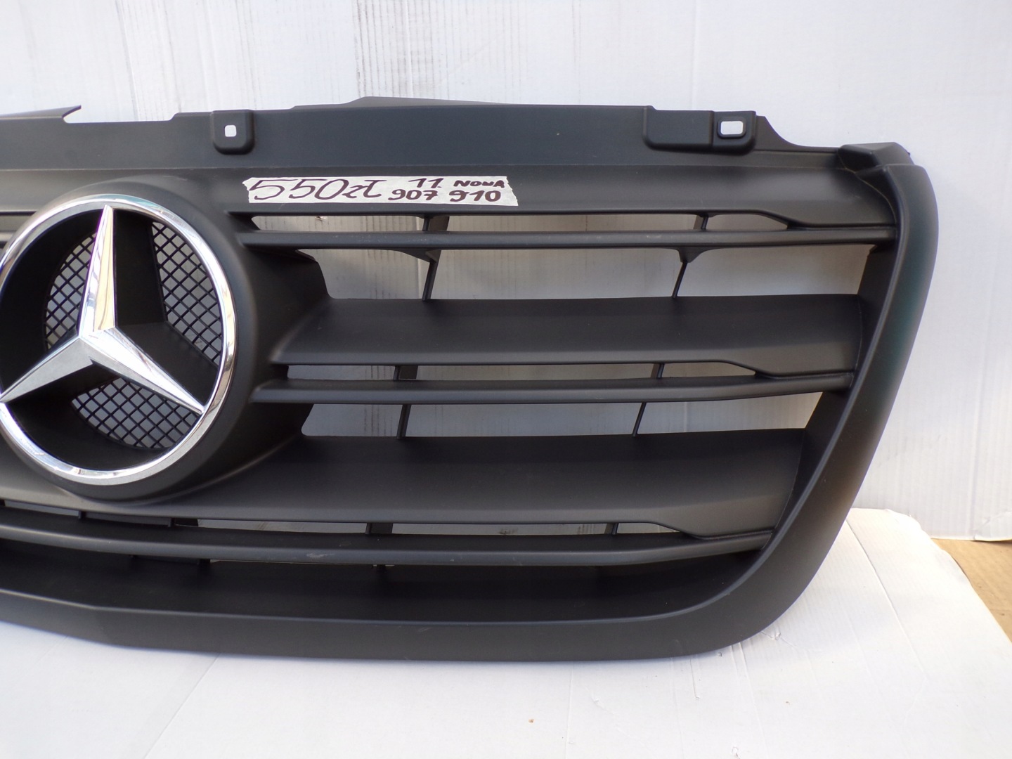 Mercedes-Benz Sprinter W910 Kühlergrill FRONTGRILL Kühlergitter A9108852600 - Thumbnail 3
