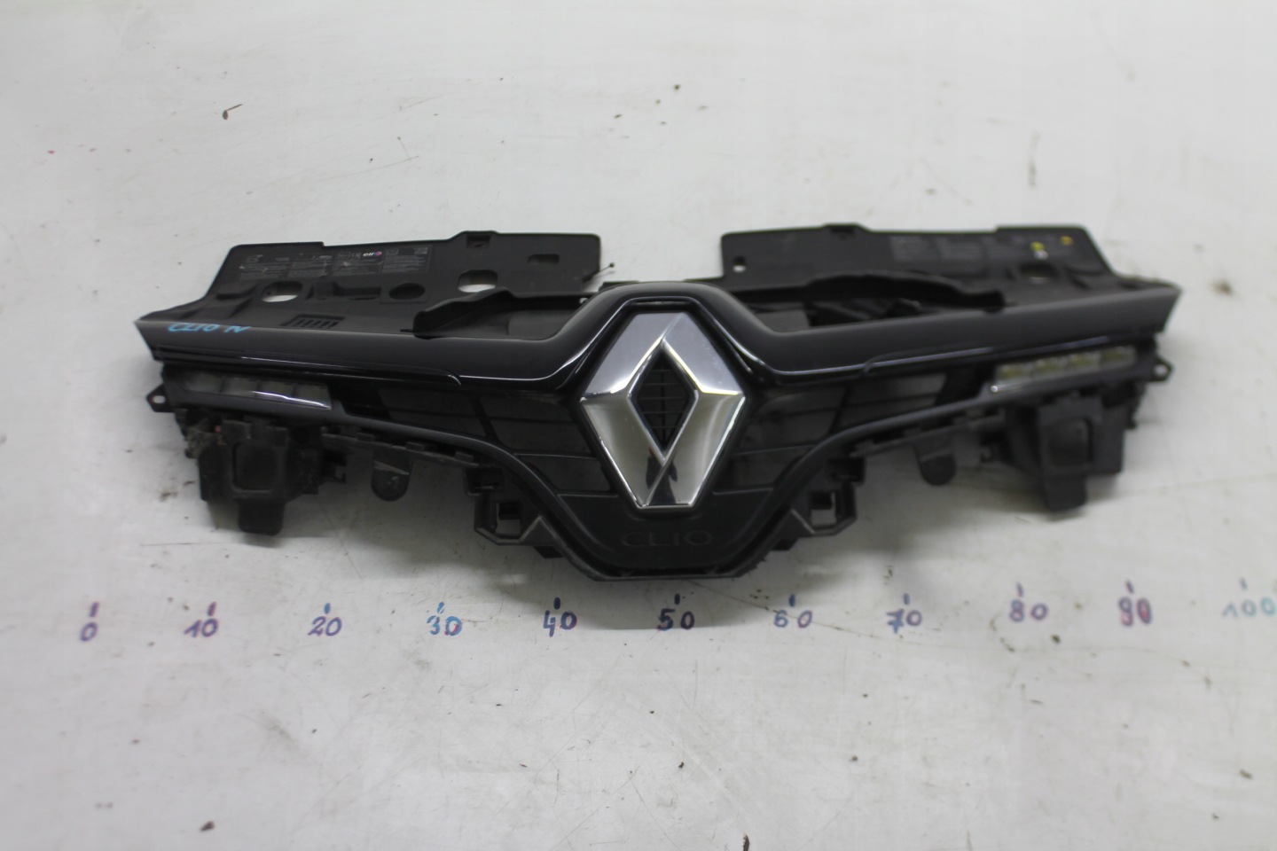 Renault Clio X98 Kühlergrill FRONTGRILL Kühlergitter 628101467R - Thumbnail 1