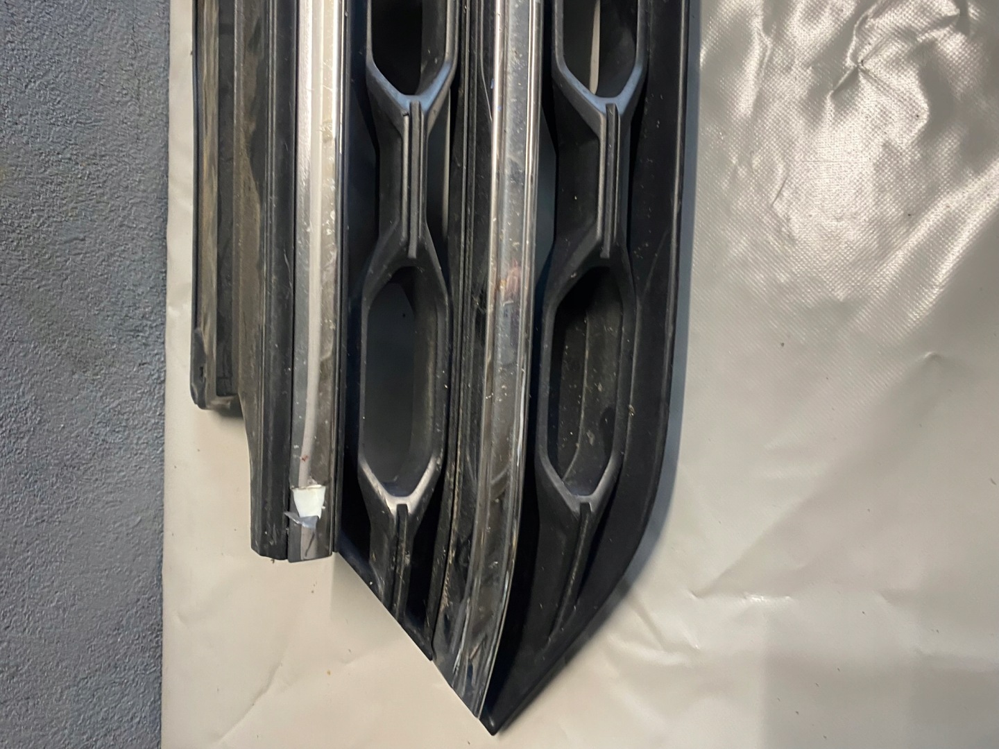 VW T-Roc A1 Kühlergrill FRONTGRILL Kühlergitter 2GA853651G - Thumbnail 3