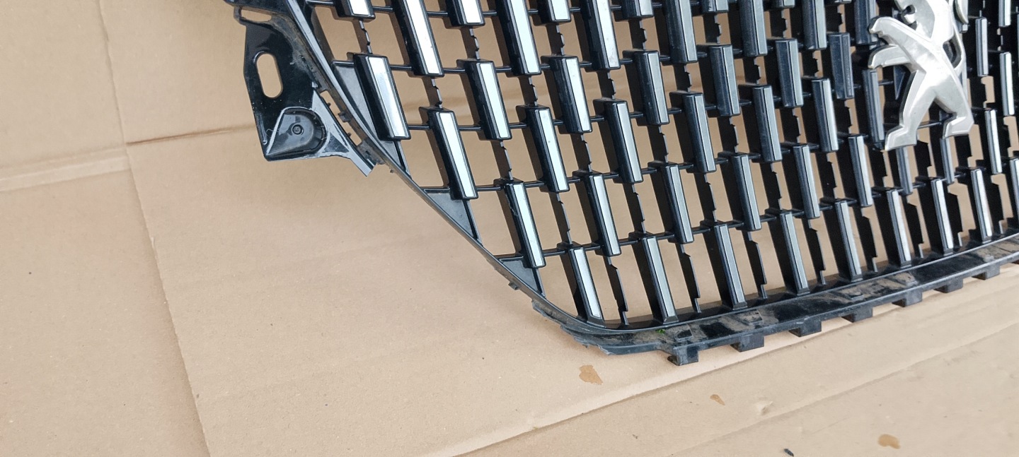Peugeot 2008 Kühlergrill FRONTGRILL Kühlergitter 9825860780 - Thumbnail 7