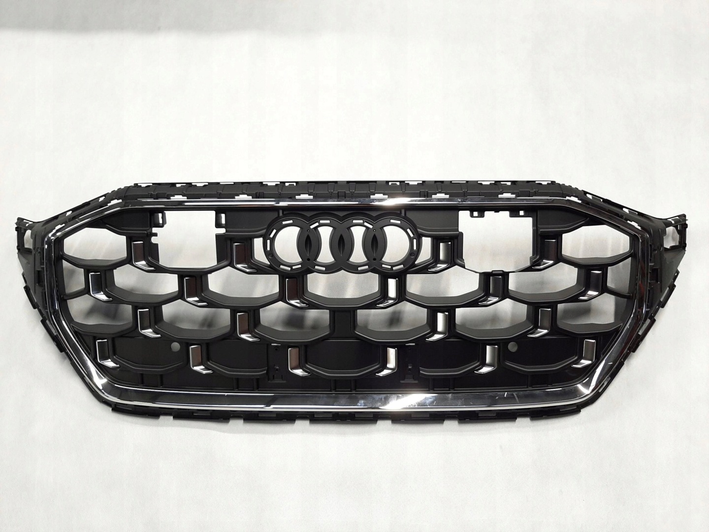 Audi Q8 Kühlergrill FRONTGRILL Kühlergitter 4M8853651CK - Thumbnail 1