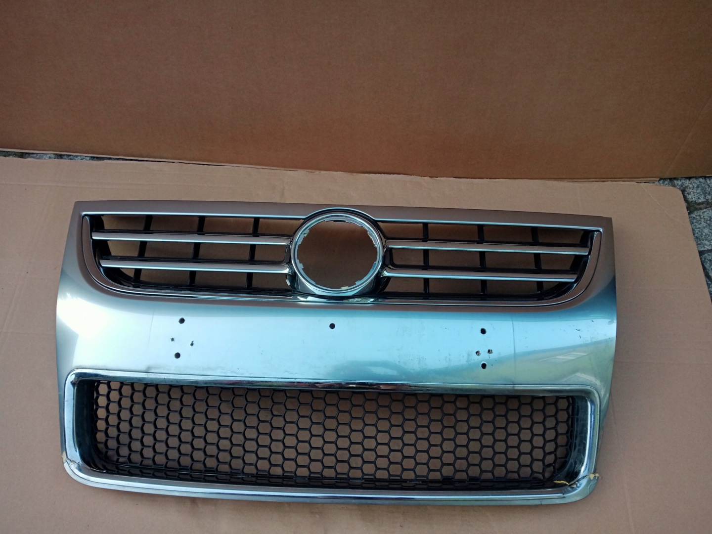 VW Touareg 7L Kühlergrill FRONTGRILL Kühlergitter 7L6853651KA - Thumbnail 1