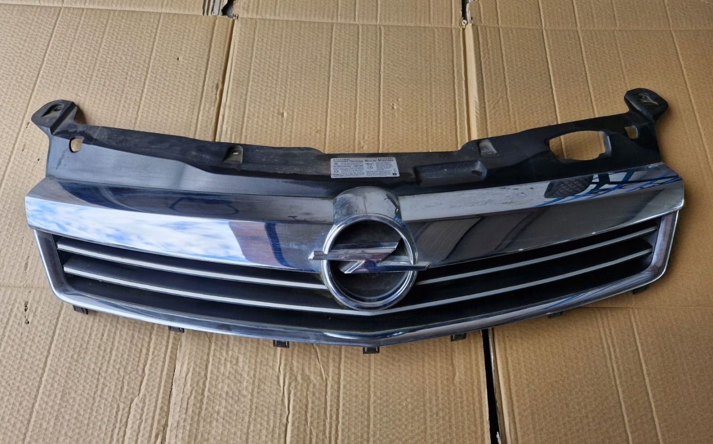 Opel Astra Kühlergrill FRONTGRILL Kühlergitter - Thumbnail 1