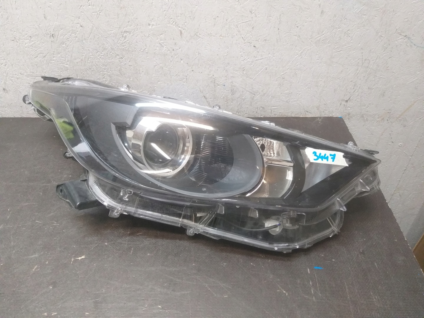 Frontscheinwerfer Toyota Yaris I P1 LED Rechts Scheinwerfer Headlight - Thumbnail 1