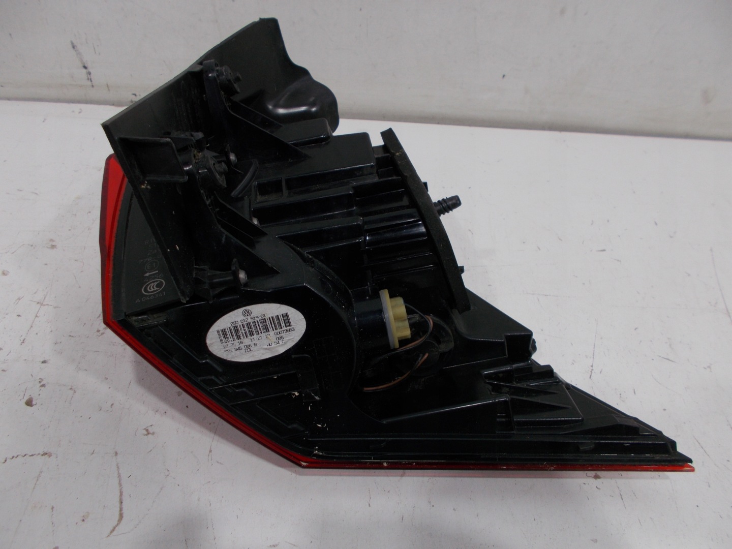 VW Tiguan Rückleuchte 5NA945095B Rearlamp - Thumbnail 12