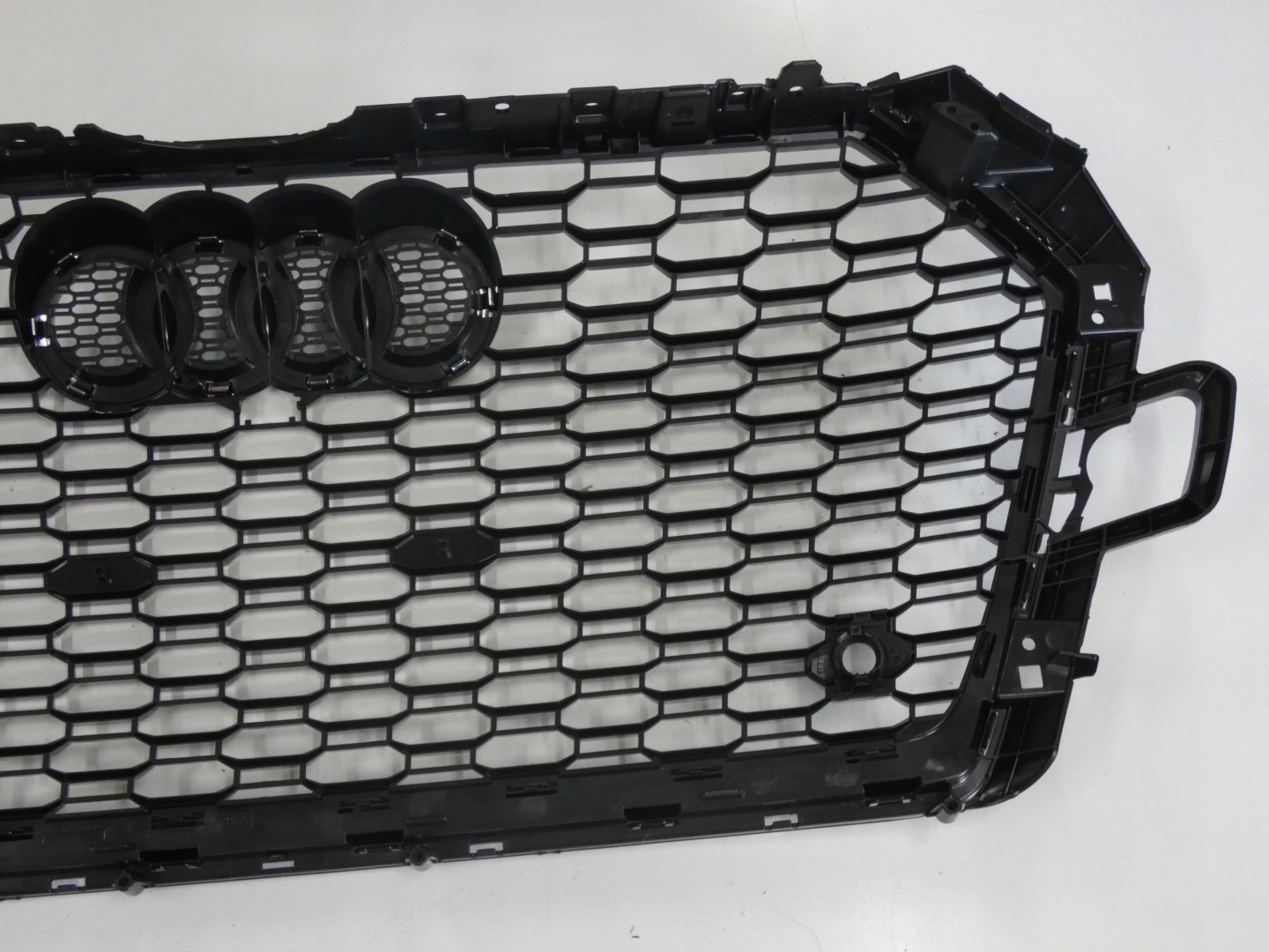 Audi 8W0 Kühlergrill FRONTGRILL Kühlergitter 8W0853653AT - Thumbnail 6