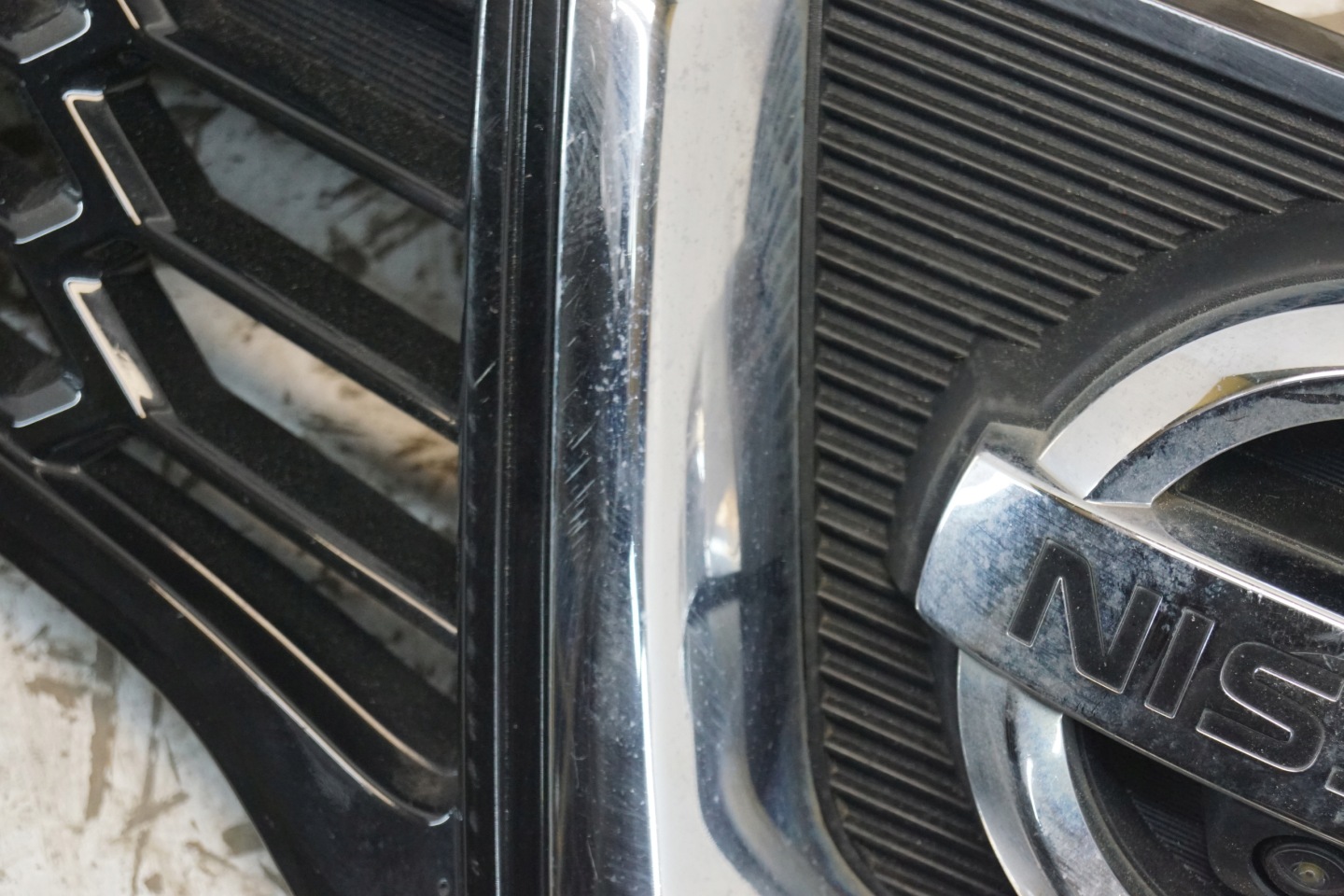 Nissan Qashqai J10 Kühlergrill FRONTGRILL Kühlergitter 62310BR10A - Thumbnail 7