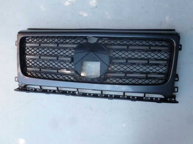 Mercedes-Benz G-Klasse W463 Kühlergrill FRONTGRILL Kühlergitter A4638880400 - Thumbnail 1