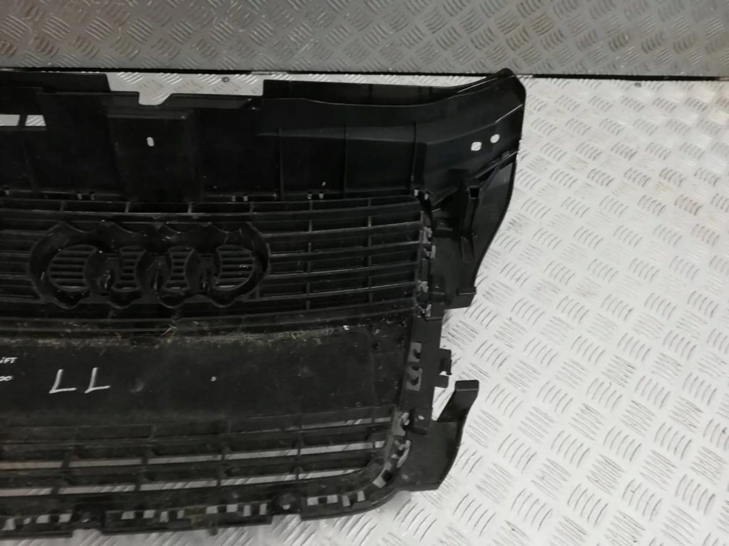 Audi A3 8P Kühlergrill FRONTGRILL Kühlergitter 8P0853651F - Thumbnail 8