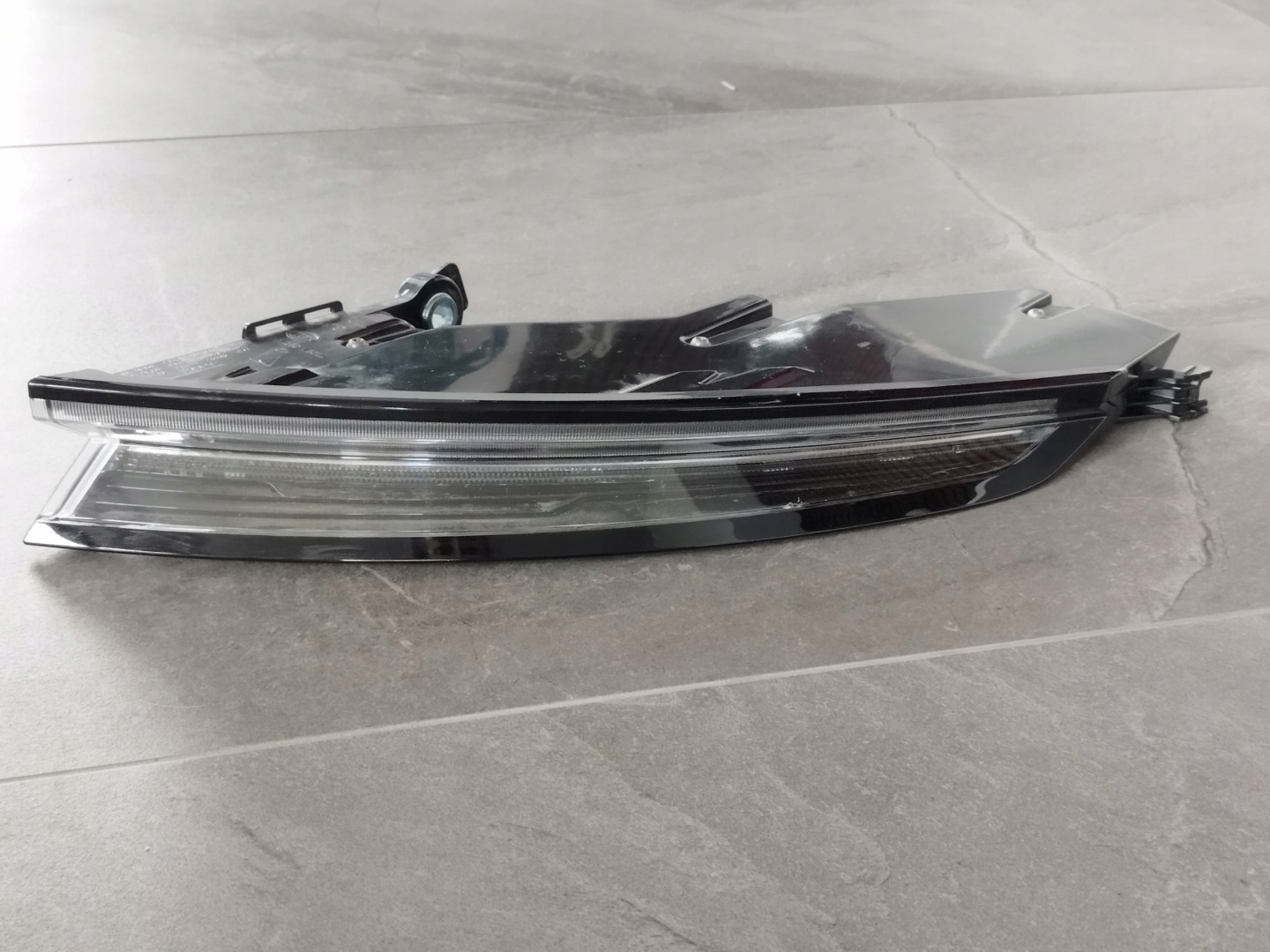 Porsche Taycan Y1A Rückleuchte 9J1945092G Rearlamp - Thumbnail 1
