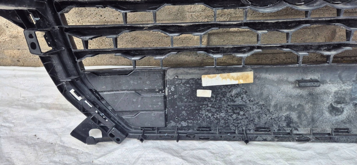Audi Q2 Kühlergrill FRONTGRILL Kühlergitter 81A853651 - Thumbnail 11