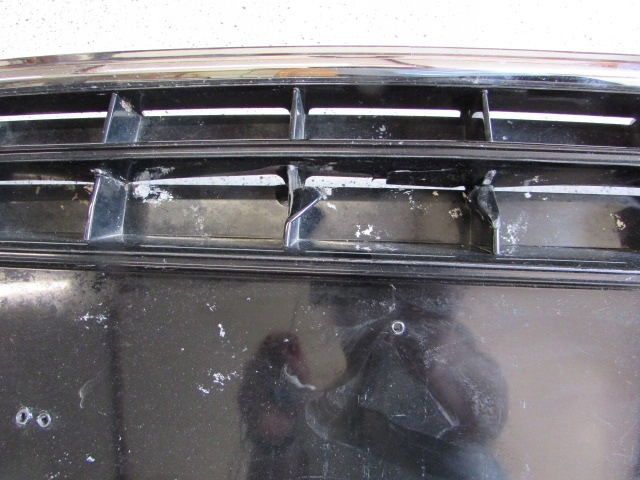 Audi 420 Kühlergrill FRONTGRILL Kühlergitter 420853651 - Thumbnail 2