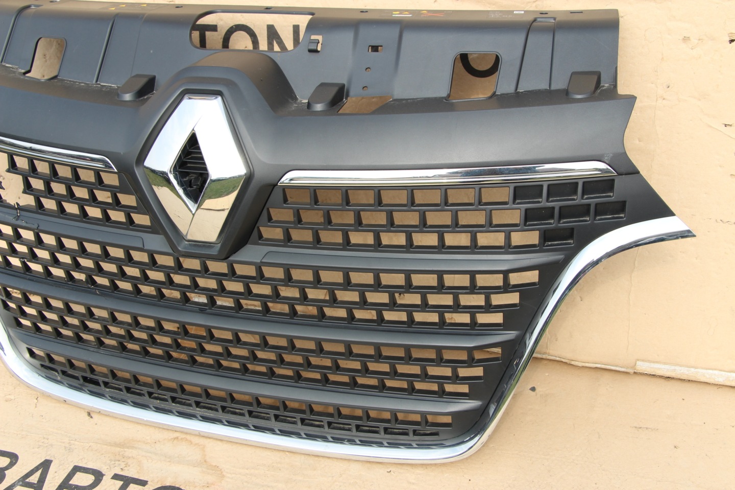 Renault Master II Kühlergrill FRONTGRILL Kühlergitter 623109048R - Thumbnail 3