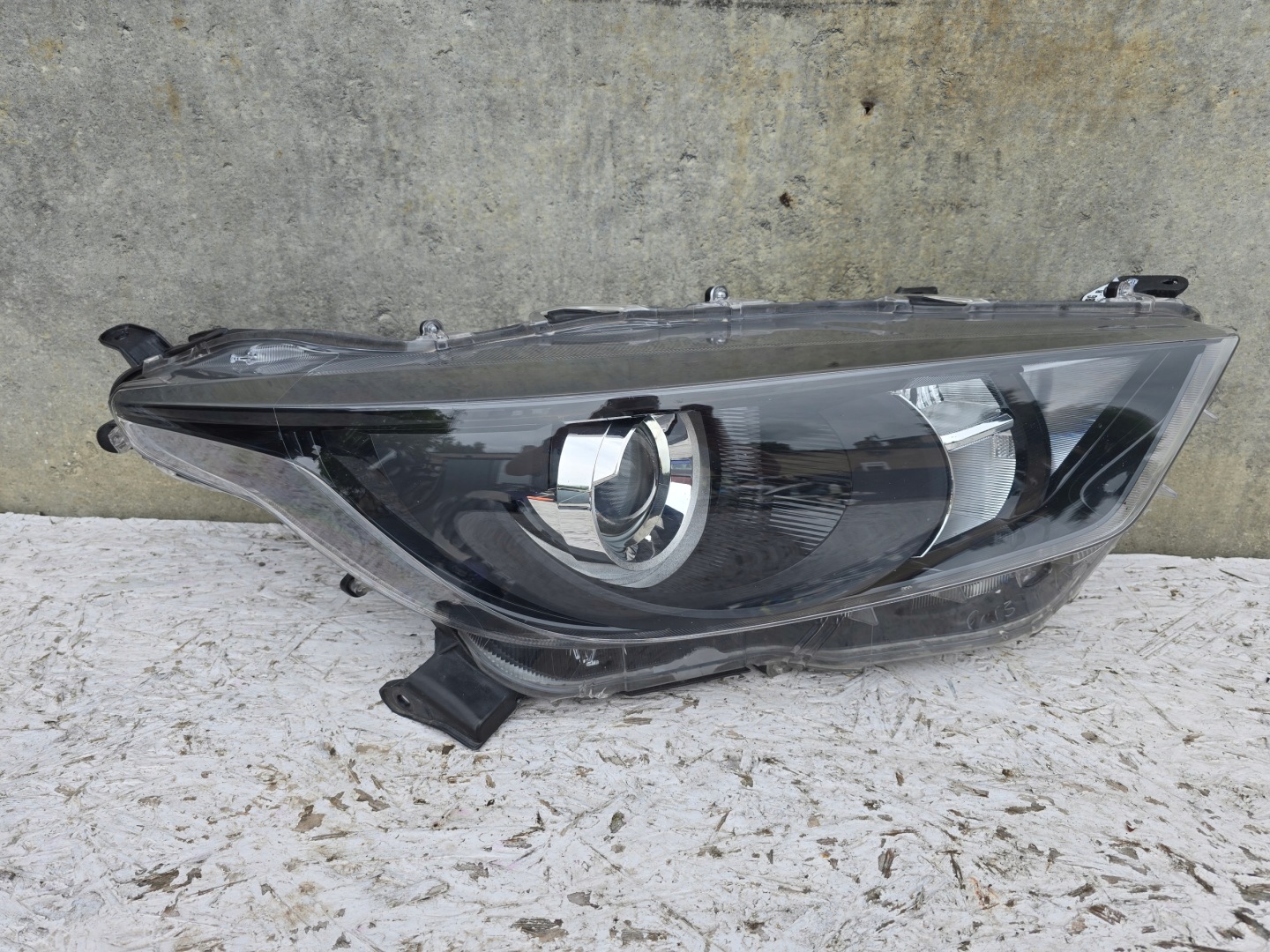 Frontscheinwerfer Toyota Yaris I P1 LED Rechts Scheinwerfer Headlight - Thumbnail 1