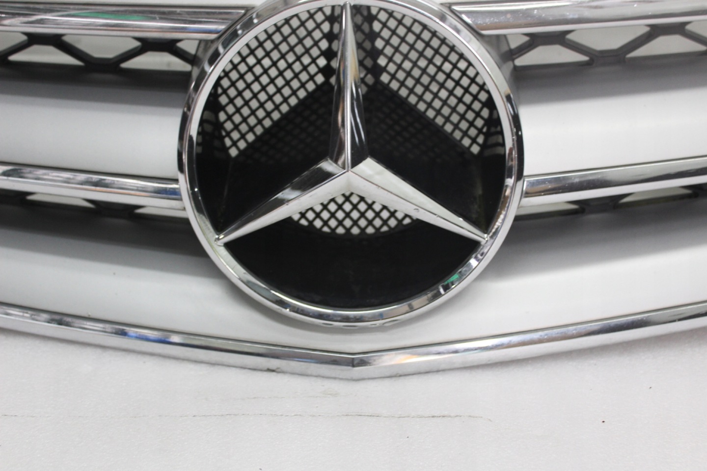 Mercedes-Benz R-Klasse W251 Kühlergrill FRONTGRILL Kühlergitter A2518880223 - Thumbnail 7