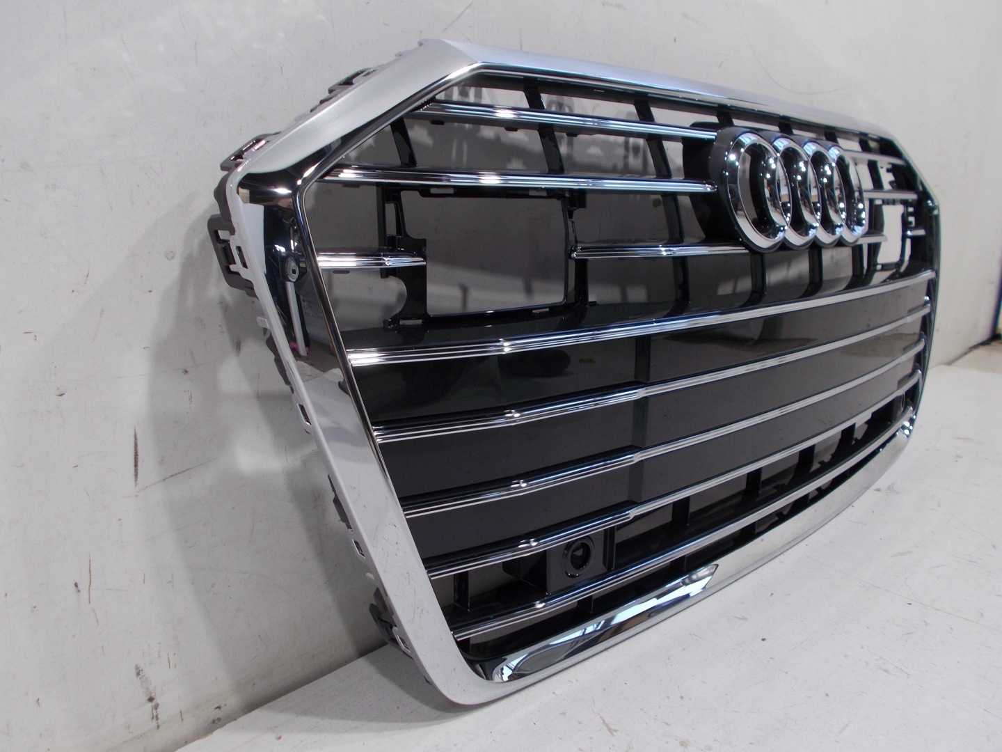 Audi A6 Kühlergrill FRONTGRILL Kühlergitter 4K0853651C - Thumbnail 4