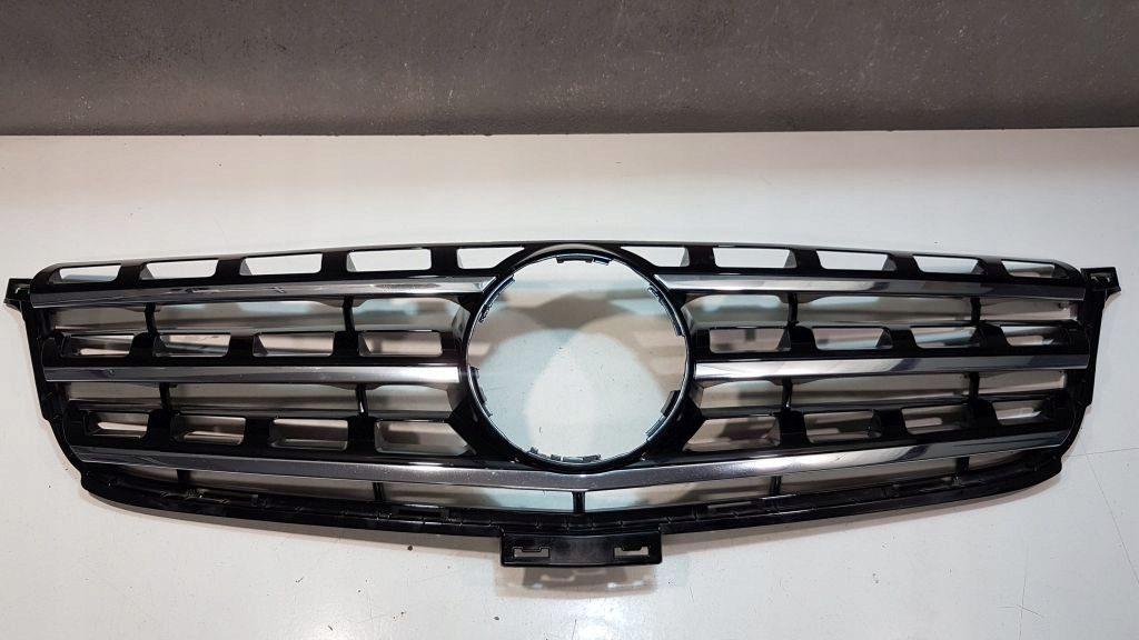 Mercedes-Benz GLE W166 Kühlergrill FRONTGRILL Kühlergitter A1668800123 - Thumbnail 1