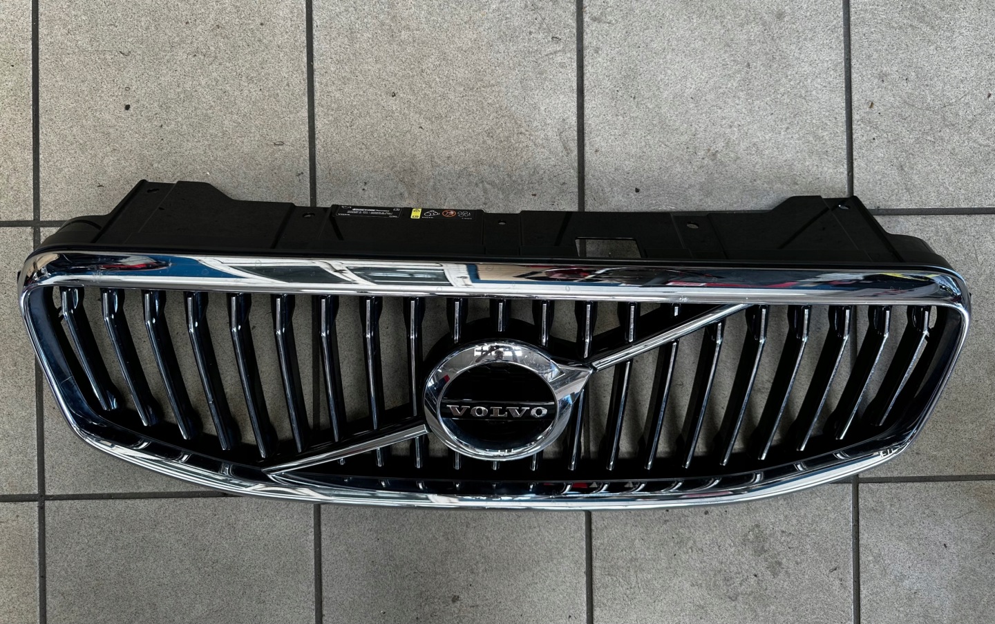 Volvo XC60 Kühlergrill FRONTGRILL Kühlergitter 31425535 - Thumbnail 3