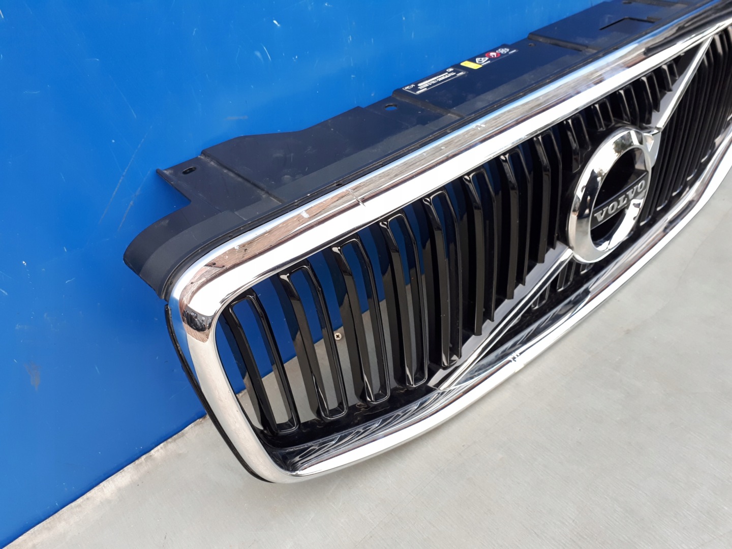 Volvo XC60 Kühlergrill FRONTGRILL Kühlergitter 73147949 - Thumbnail 2