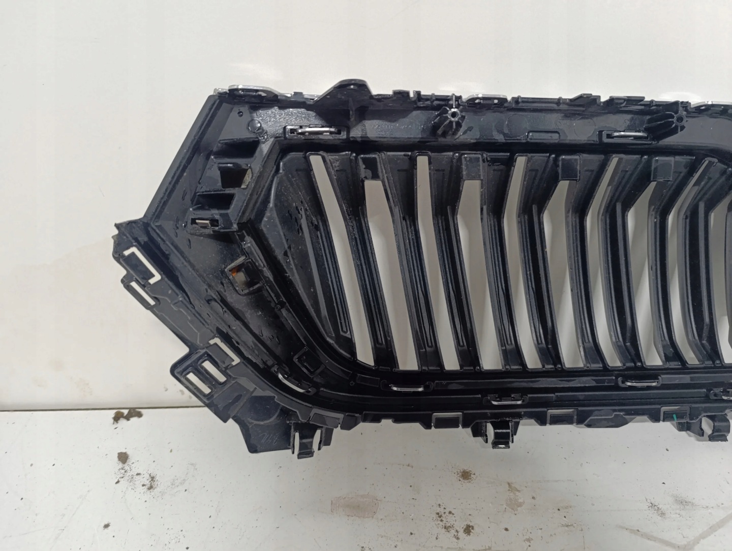 Skoda Kodiaq 565 Kühlergrill FRONTGRILL Kühlergitter 565853653 - Thumbnail 9
