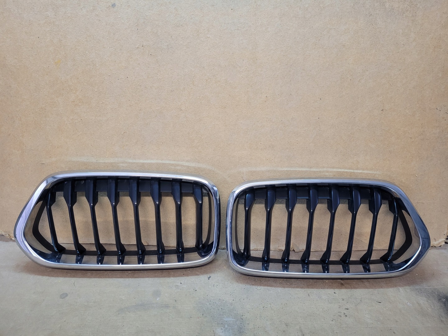 BMW X2 F39 Kühlergrill FRONTGRILL Kühlergitter 7424777 - Thumbnail 1
