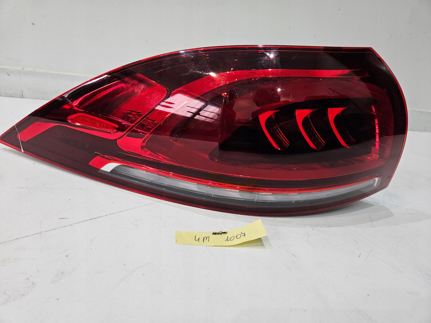 Mercedes-Benz GLE W167 Rückleuchte A1679061007 Rearlamp - Thumbnail 1