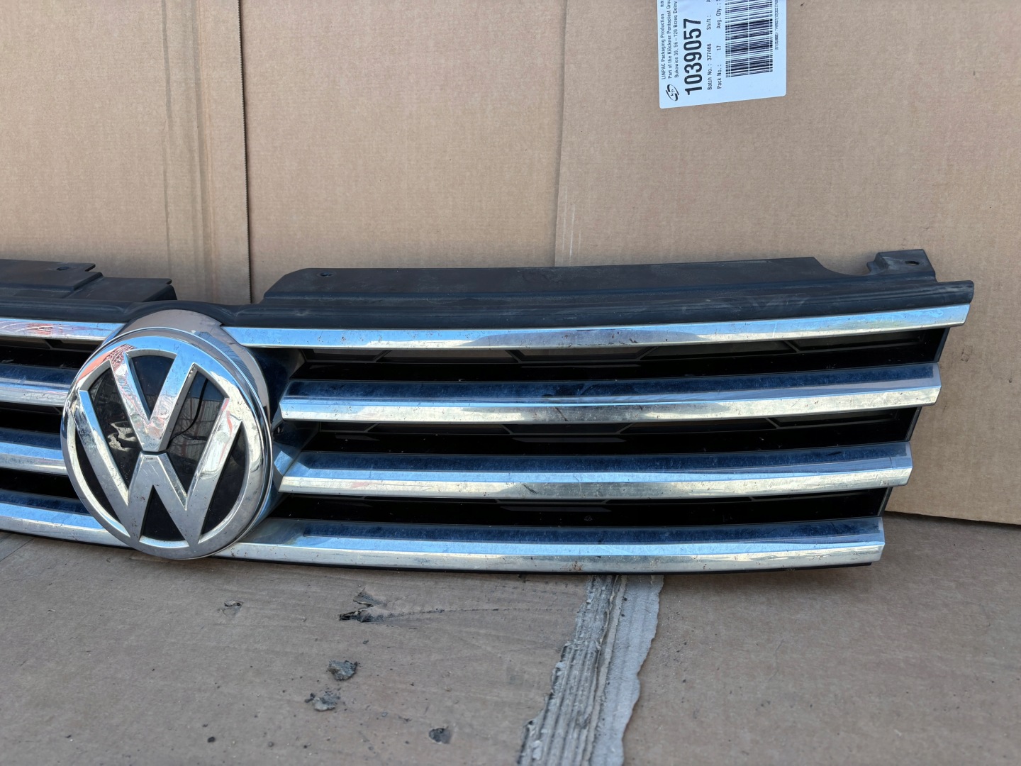 VW Touareg I Kühlergrill FRONTGRILL Kühlergitter 7P6853651J - Thumbnail 2