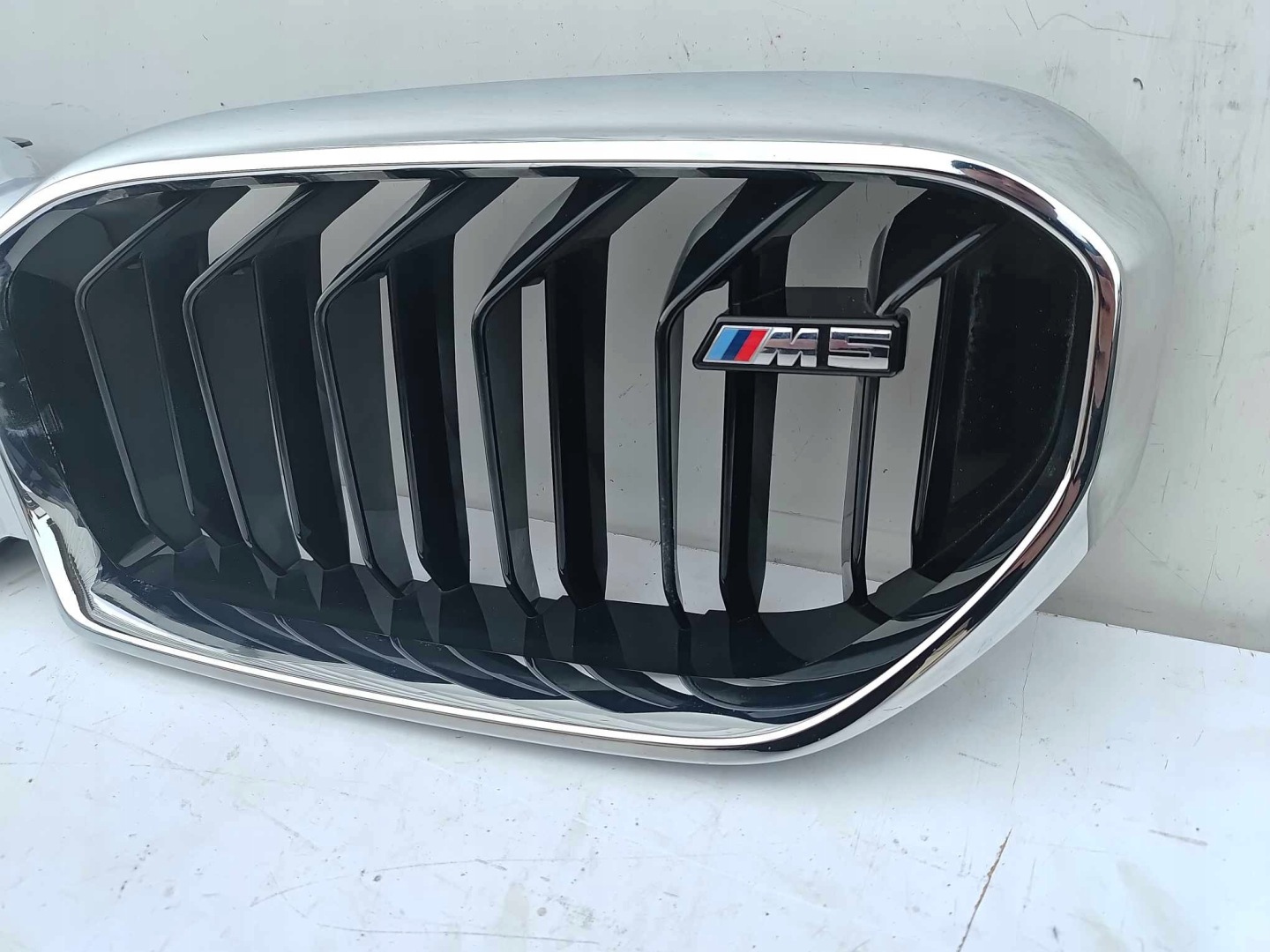 BMW 5 F90 Kühlergrill FRONTGRILL Kühlergitter 8080589 - Thumbnail 6