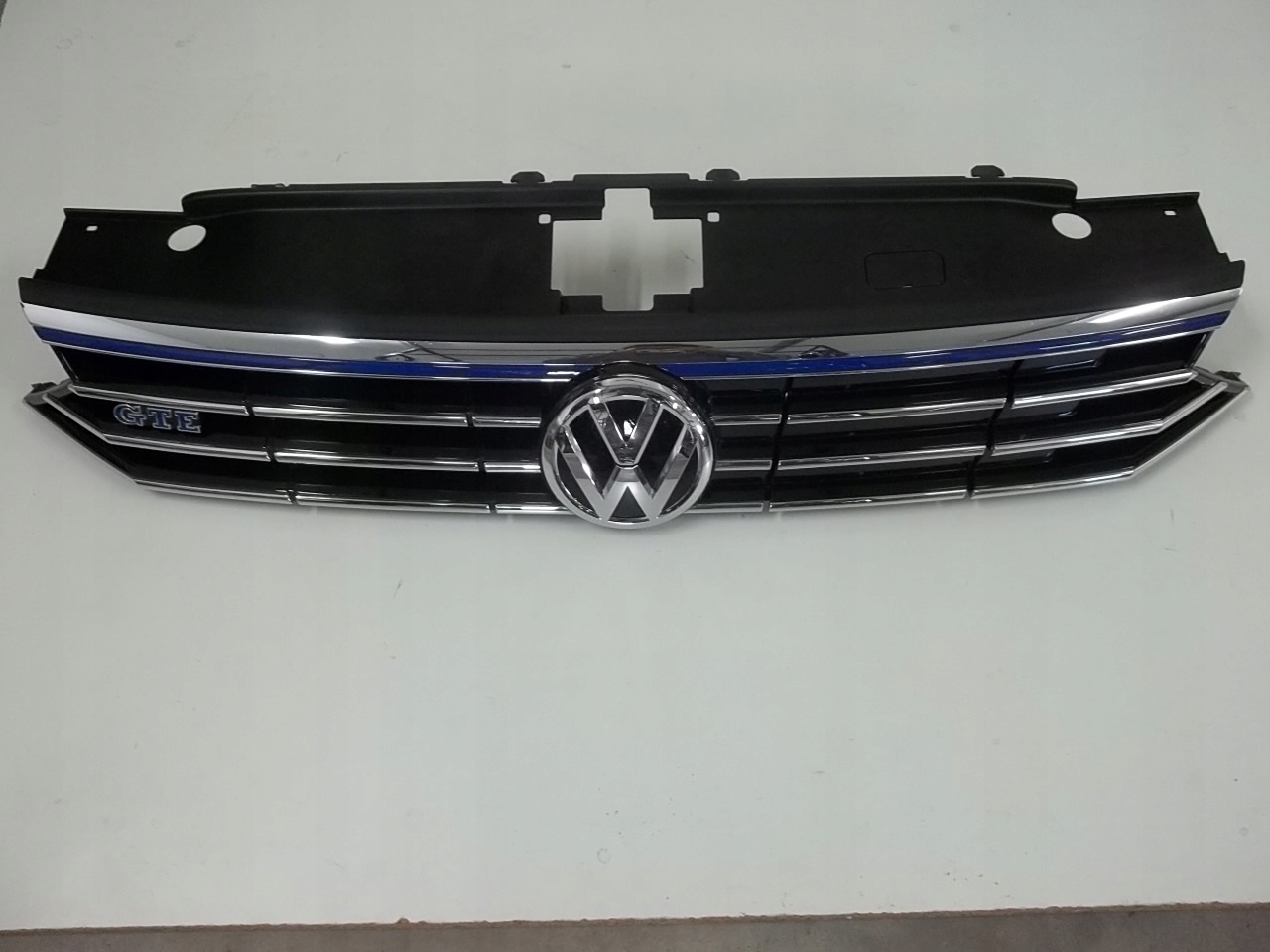 VW Passat B8 Kühlergrill FRONTGRILL Kühlergitter 3G0853651CG - Thumbnail 1